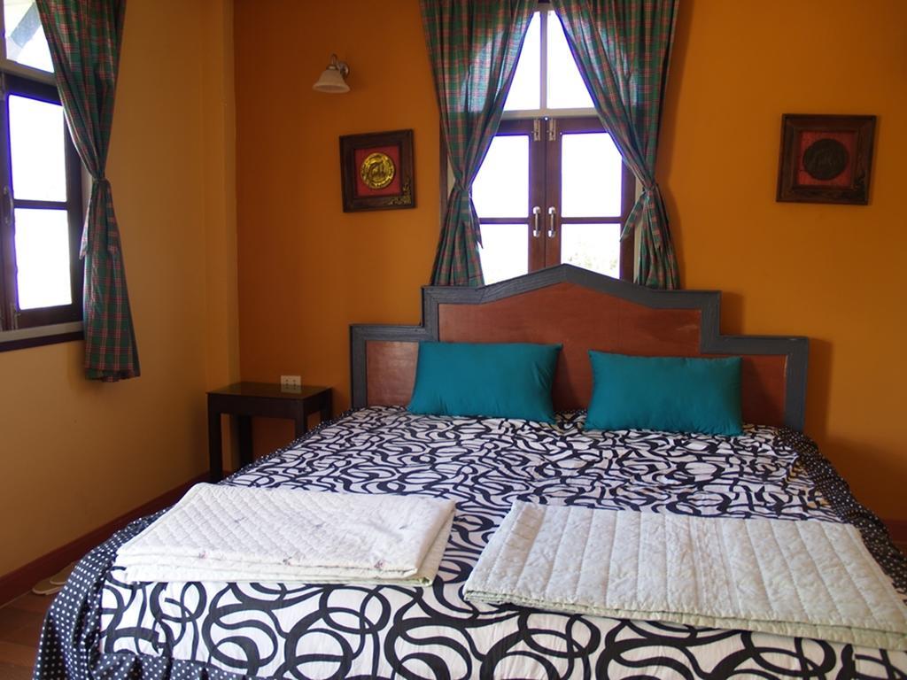 Cowboy Farm Resort Pattaya Ban Huai Yai Exterior photo