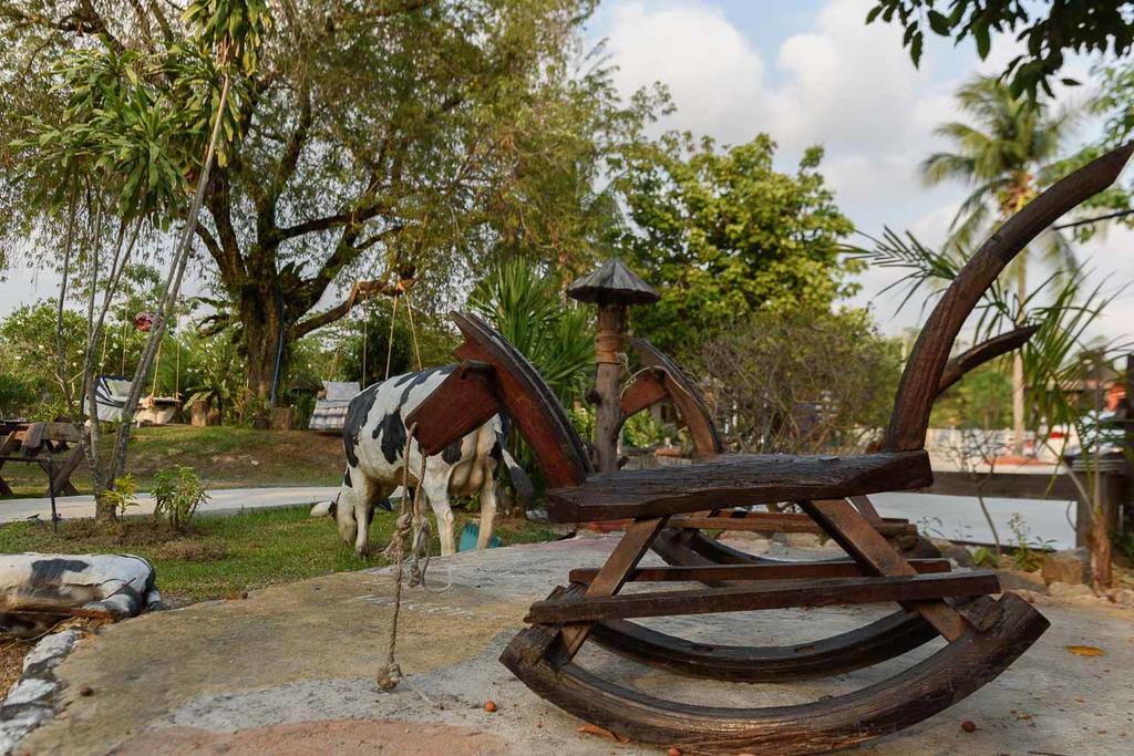Cowboy Farm Resort Pattaya Ban Huai Yai Exterior photo