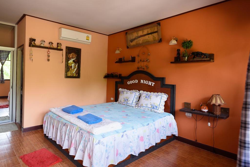 Cowboy Farm Resort Pattaya Ban Huai Yai Exterior photo