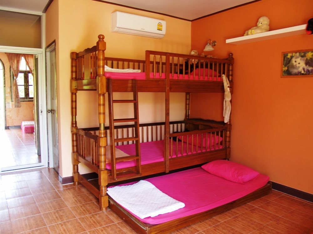 Cowboy Farm Resort Pattaya Ban Huai Yai Exterior photo